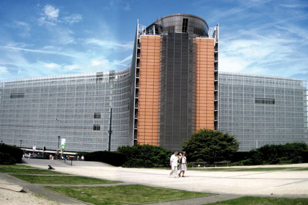 Ze sprawozdania Komisji Europejskiej dotyczącego rynku farmaceutycznego: Prosimy o mniej biurokracji