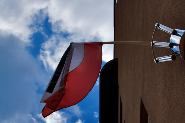 Psycholog o wspólnym przeżywaniu żałoby