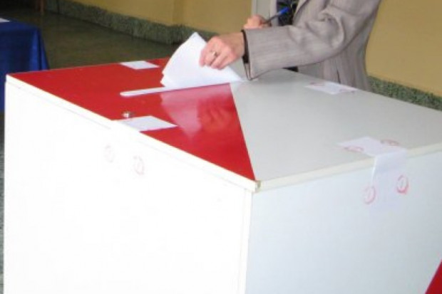 Podpisali instruktaż wyborczy, bo "bezpodstawnie krzywdzono lekarzy"