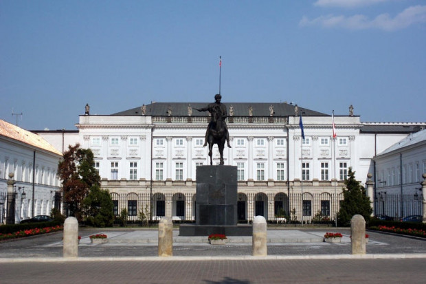 Lucień: pracownicy Kancelarii Prezydenta leczą traumę po Smoleńsku