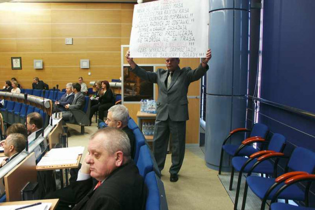 Dąbrowa Górnicza: będzie specjalna sesja ws. protestujących salowych