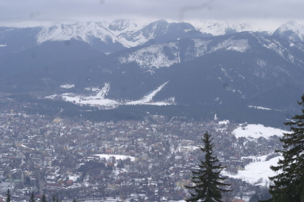 Zakopane: nie ma mowy o zamknięciu stacji sanepidu