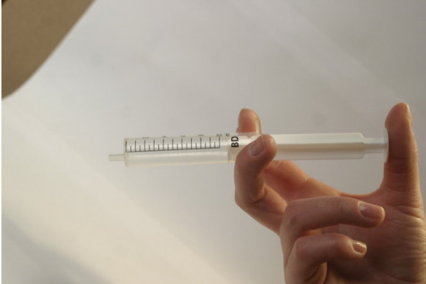 Szwajcaria: "uzdrowiciel" zarażał ludzi wirusem HIV
