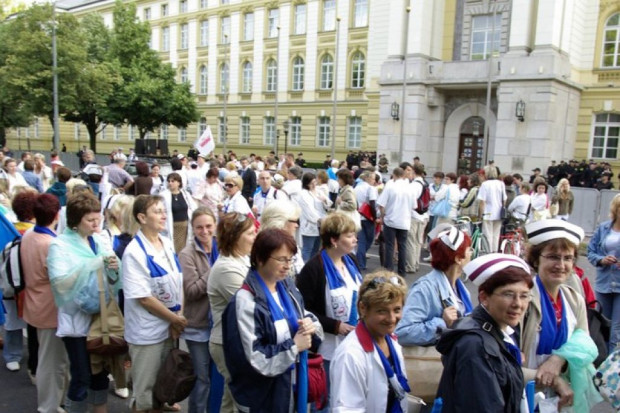 Wrześniowy protest związkowców - jakie będą żądania pracowników ochrony zdrowia?