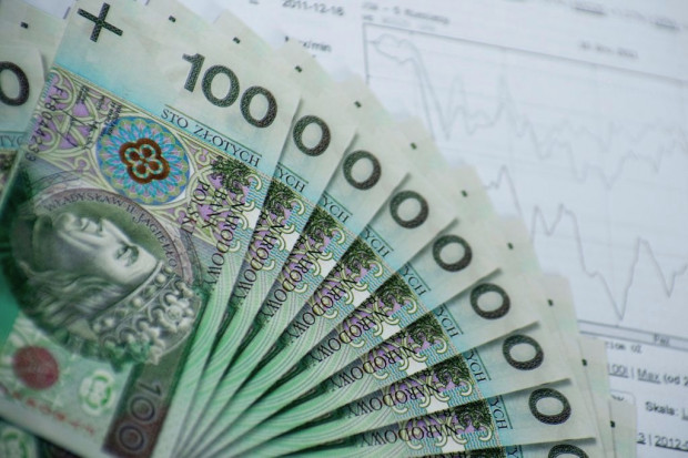 NFZ zapowiada tworzenie nowych etatów za 6,5 mln zł. Czy to drogo?