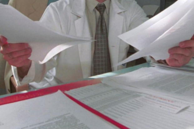 Biopodobny infliksimab refundowany w reumatologii i gastroenterologii. Uwaga na limity