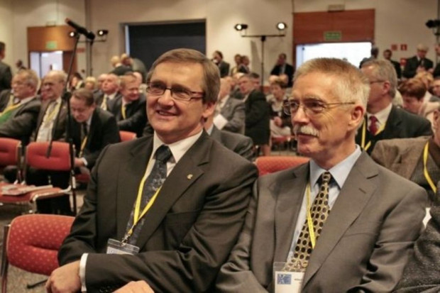 Delegaci ze zjazdu lekarzy pojawią się u premiera podczas ogłaszania pakietu kolejkowego?