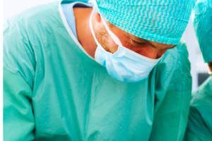 Jeszcze do niedawna niedrożność żył głębokich leczona była w klasyczny sposób. Fot. Fotolia Lublin: w szpitalu klinicznym nr 1 udrażniają żyły głębokie bez skalpela
