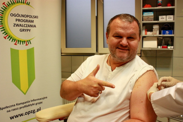 W ramach niedawnej akcji ze szczepień skorzystało blisko 100 osób wraz z szefem GIS Markiem Posobkiewiczem. Fot. mat. prasowe Pracownicy GIS zaszczepieni przeciwko grypie
