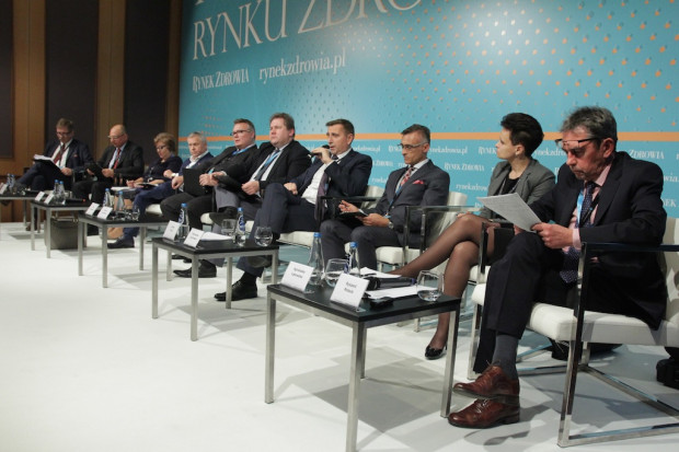 Podczas sesj "Zarządzanie szpitalami - wybrane zagadnienia" na XII Forum Rynku Zdrowia; FOT. PTWP Podwyżki płac zahamują outsourcing w szpitalach? Niekoniecznie