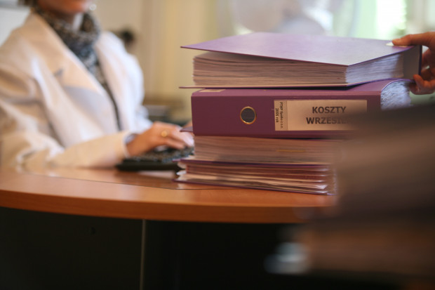 - Chodzi o dostrzeżenie, że pacjent nie jest ''odbiorcą świadczeń'', ale najważniejszym podmiotem w systemie - mówił dr hab. Tomasz Tomasik, prezes Stowarzyszenia Kolegium Lekarzy Rodzinnych w Polsce. Fot. Andrzej Wawok/PTWP Lekarze rodzinni: pacjent nie jest "odbiorcą świadczeń"