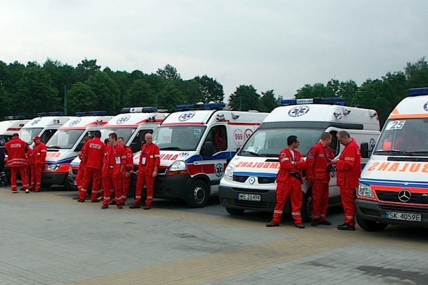 Łódź: pogotowie wyposażyło karetki na wypadek pandemii grypy