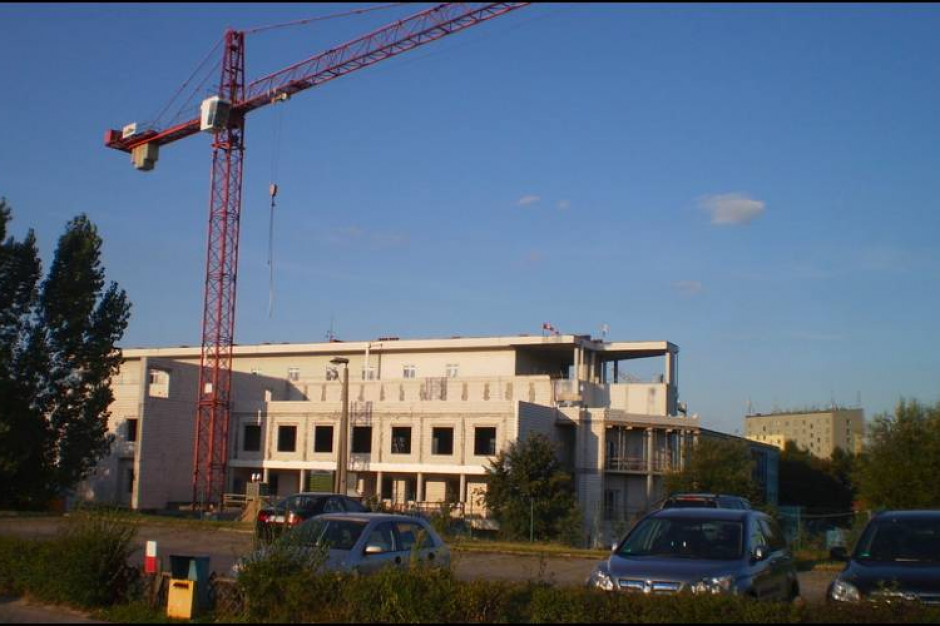 Świętokrzyskie: 136 mln zł na rozbudowę szpitali w 2010 r.