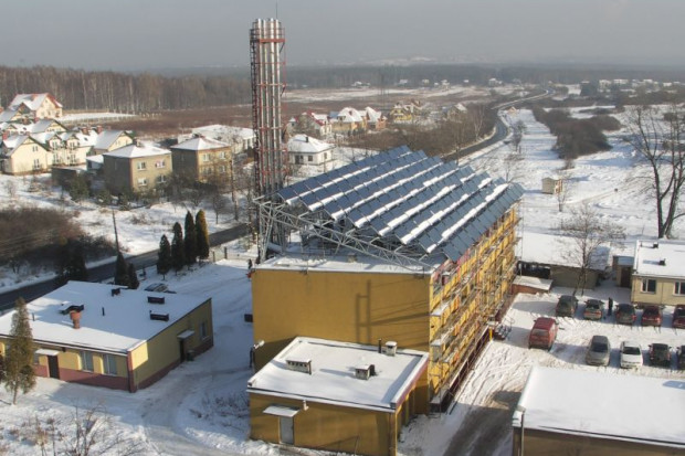 Jaworzno: oszczędzają ogrzewając solarami