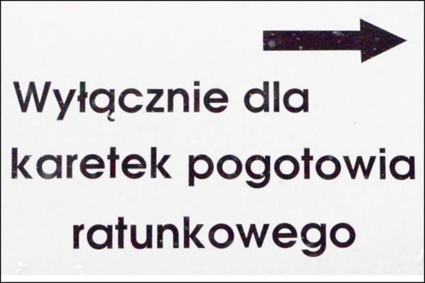 Czekając na centra urazowe...