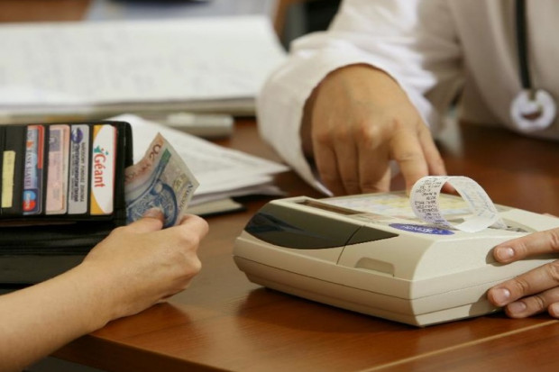 Kasy fiskalne dla lekarzy? Ten pomysł się nie spodoba