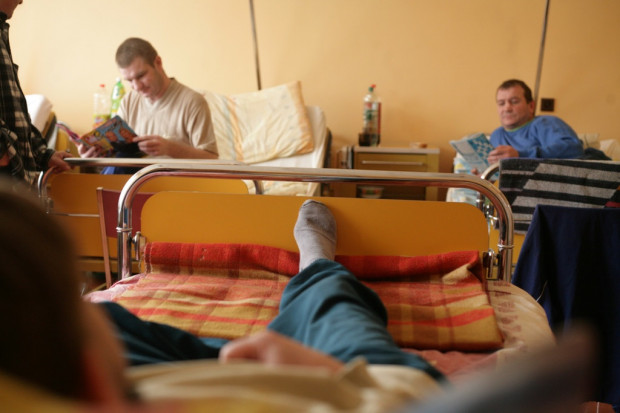NFZ: projekty rozporządzeń dotyczące zakładów psychiatrycznych