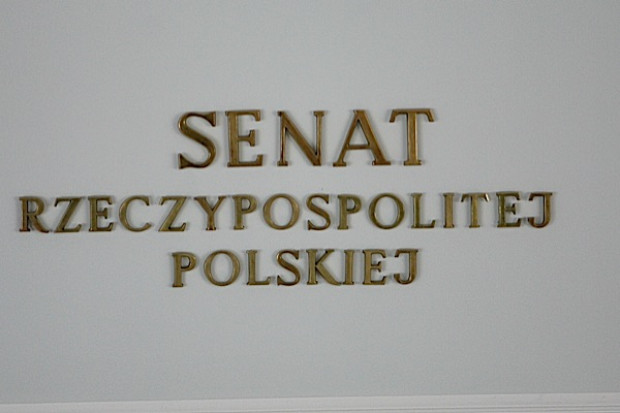 Palącej debaty ciąg dalszy: Senat zaostrzy ustawę antynikotynową?