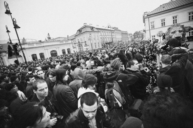 Warszawa i Kraków pożegnają prezydencką parę: pogotowie i szpitale w pełnej gotowości