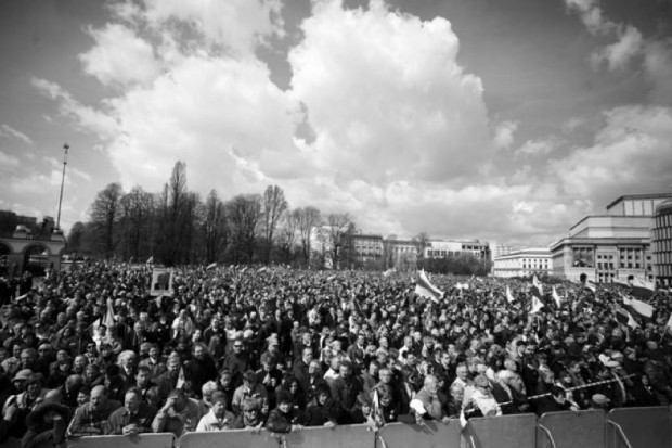 Pogotowie Ratunkowe: ratownicy udzielili pomocy 20 osobom