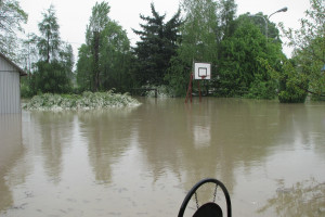 Novartis i Caritas wspólnie odbudują po powodzi WTZ w Proszówkach