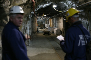 W każdej kopalni musi być sprzęt reanimacyjny