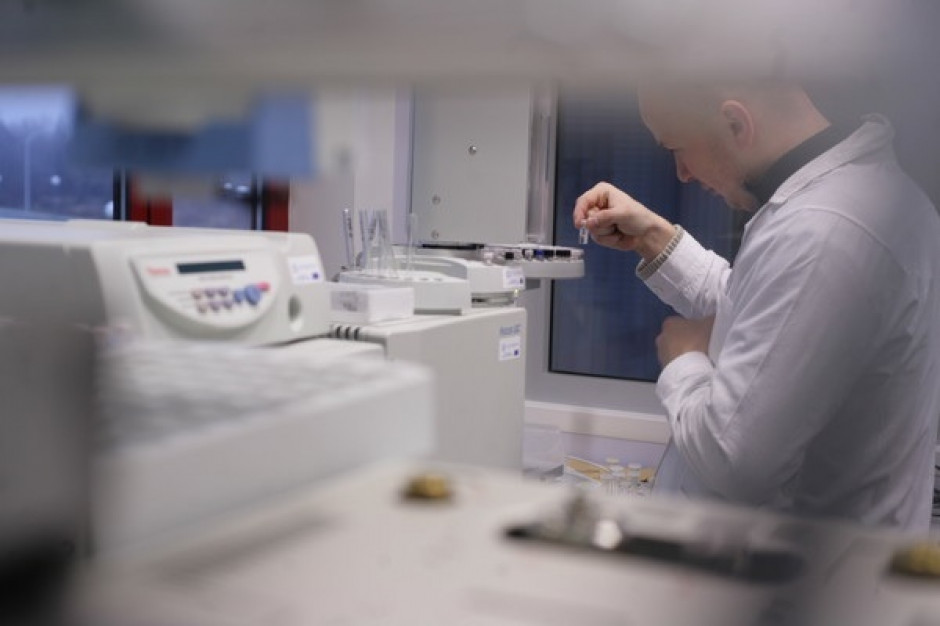 Wrocław: 17 mln zł z UE na laboratorium badające leki przeciwnowotworowe