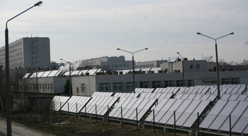Piła: ekologiczna energia ze szpitalnej kotłowni na biomasę i baterii słonecznych