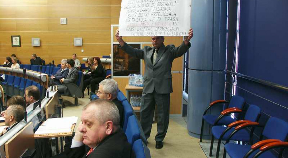 Dąbrowa Górnicza: będzie specjalna sesja ws. protestujących salowych