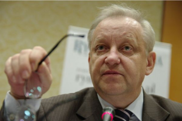 Bolesław Piecha o ustawach zdrowotnych: są warte podjęcia
