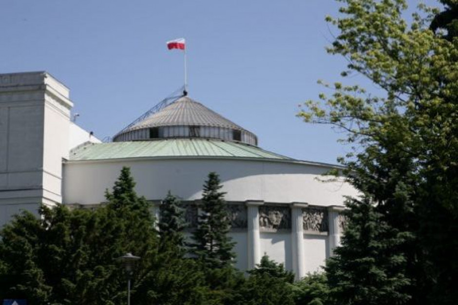 Sejm: sieć szpitali - posłowie się wahali