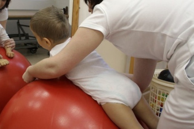 Warszawa: brakuje łóżek pediatrycznych