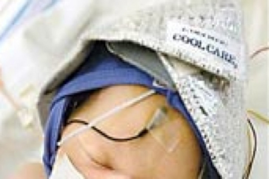 Opole: hipotermia głowy ratuje noworodki