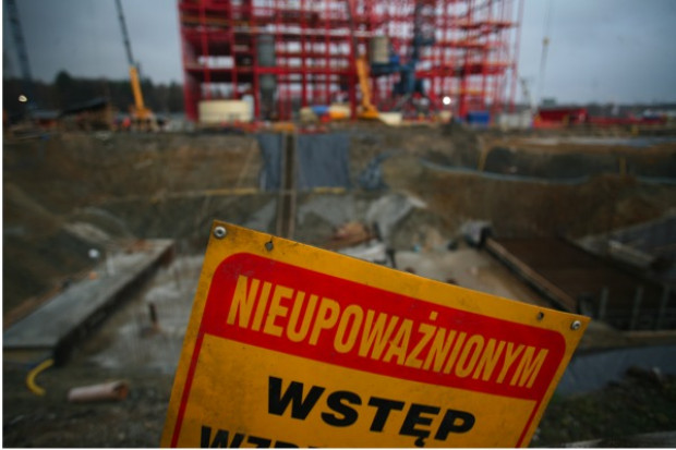 Słupsk: nie widać końca budowy szpitala