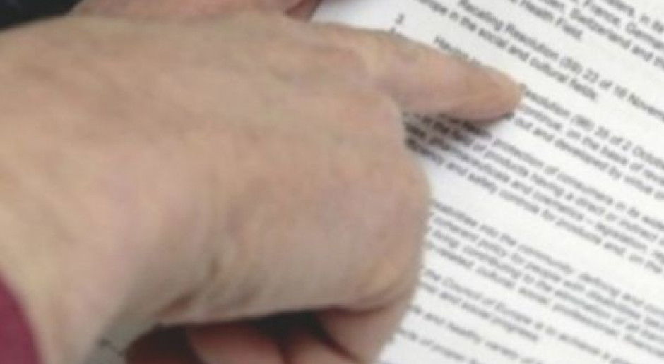 Listy leków refundowanych 2010: opublikowane niemal za pięć dwunasta, to zbyt późno