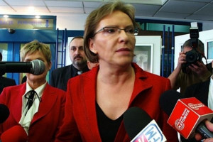 Ewa Kopacz: nad zwłokami ofiar smoleńskiej katastrofy nie myślało się o polityce