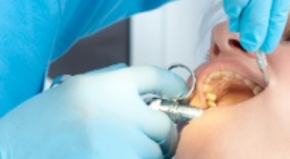 PMR: krajowy rynek usług dentystycznych będzie wart 10 mld zł