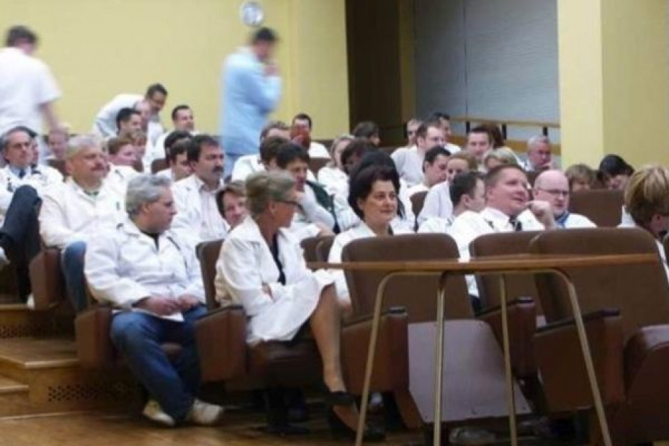 Będą zmiany w systemie kształcenia podyplomowego lekarzy