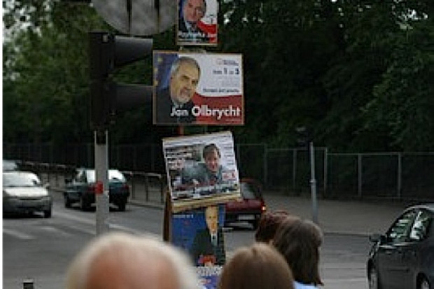 Szczecin: informacja o nocnej opiece dołączona do ulotek wyborczych?