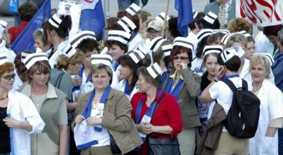 Grupa pielęgniarek pozostała na noc w gmachu Sejmu