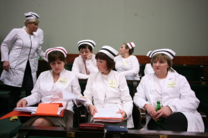 Kontrakty dla pielęgniarek raczej nie będą zakazane