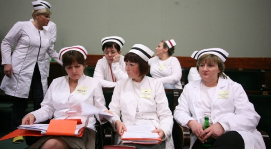 Kontrakty dla pielęgniarek raczej nie będą zakazane