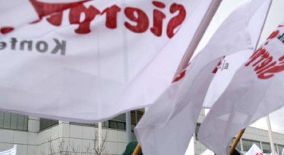 Opolskie: protest pod siedzibą NFZ przeciwko prywatyzacji ratownictwa