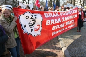 Małopolskie: pracownicy szpitala w Rabce zablokowali "zakopiankę"
