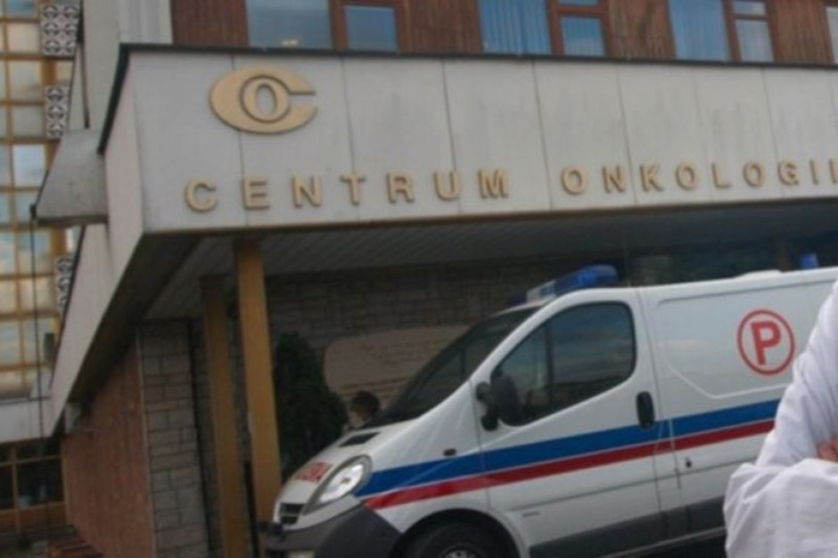Komisja już wie, jak to się stało, że pacjentowi Centrum Onkologii - Instytutu w Warszawie usunięto zdrową nerkę zamiast chorej