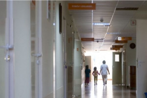 Bydgoszcz: dziecko z sepsą błąkało się nocą po szpitalu