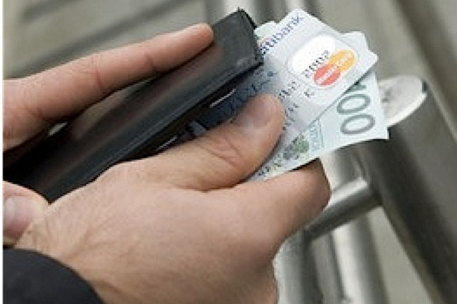 Tną pensje w prywatnych szpitalach