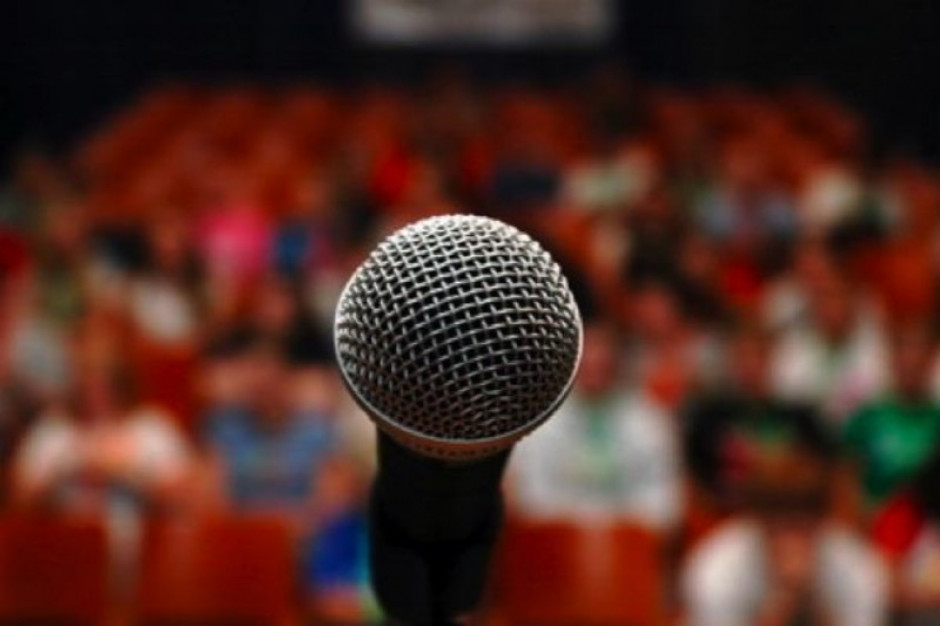 Wybory: wzywa Ewę Kopacz do debaty w Radomiu