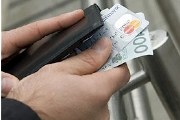 Kryzysowe budżety rodzin: na świecie leczenie coraz droższe