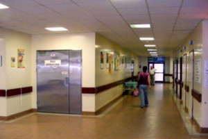 Podlaskie: szpitale ograniczają przyjęcia